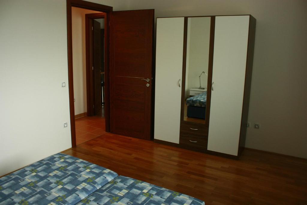Apartamento Rezidence Certovka Karlovy Vary Habitación foto