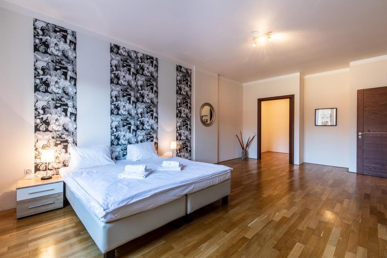 Apartamento Rezidence Certovka Karlovy Vary Exterior foto